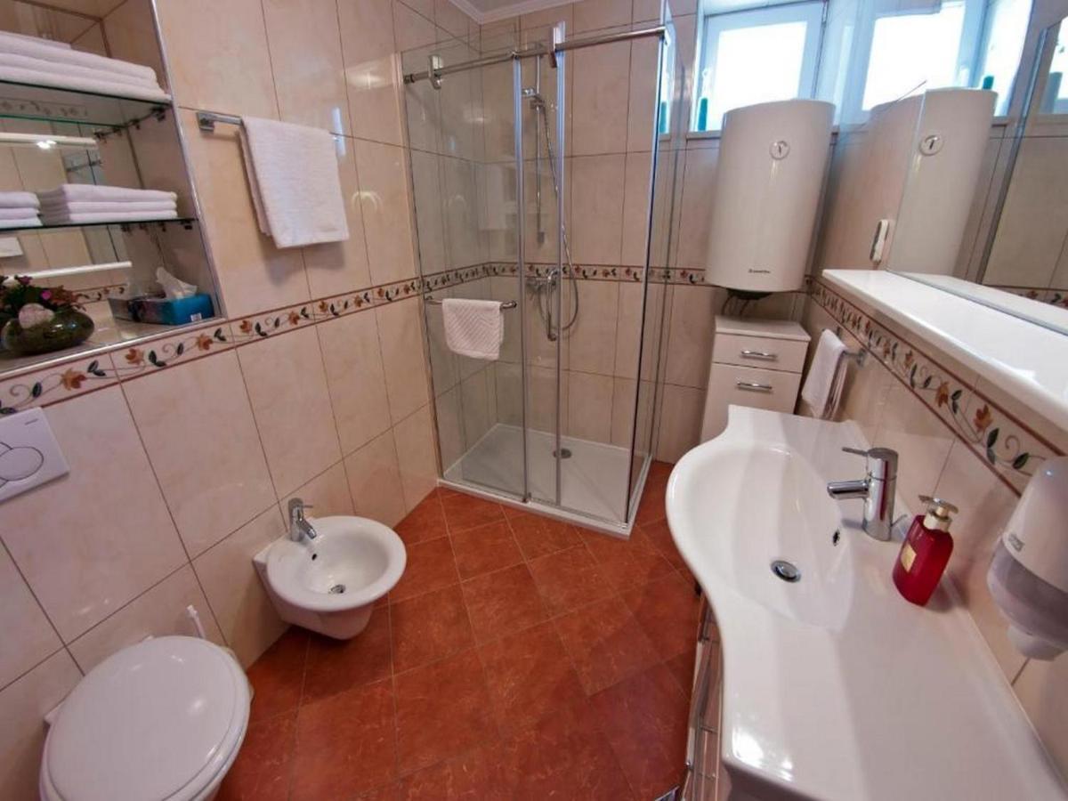 Apartments Villa Melita Dubrovnik Mlini Buitenkant foto